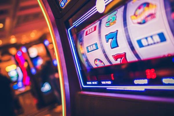 Enjoy Interactive Live Games at an online casino Singapore Site for Casino Players