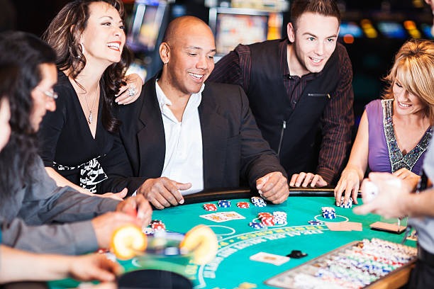 A Closer Look at Internet Casinos and Their Essential Details